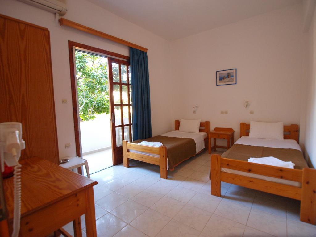 Irini Apartments Платаньяс Номер фото