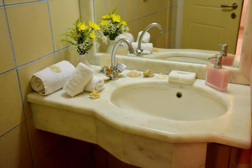 Irini Apartments Платаньяс Екстер'єр фото